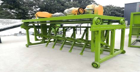 groove type compost turner for organic fertilizer production line